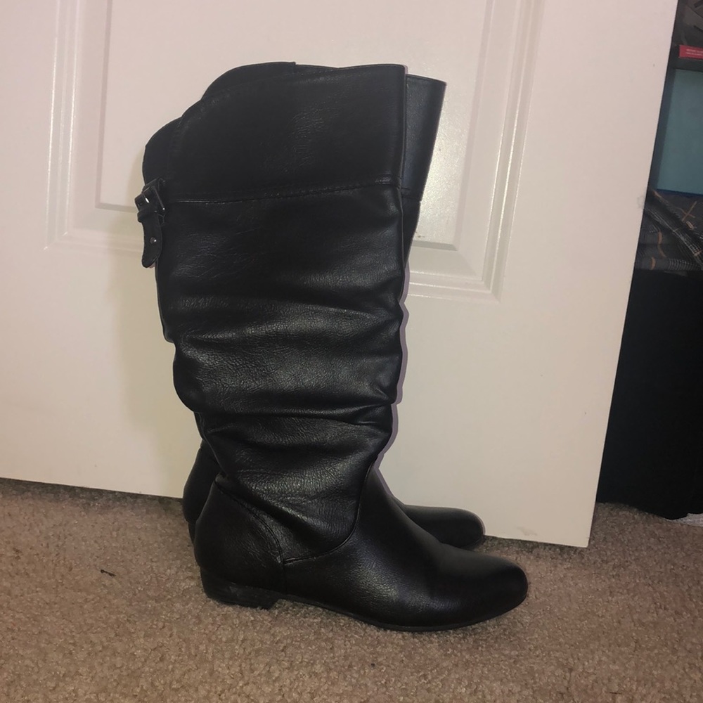 black high boots!